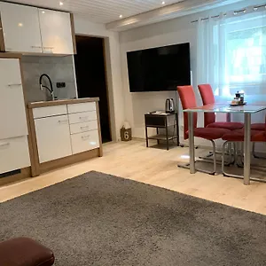 Apartment 2-zimmer-whg Mit Sauna Im Souterrain, Großenseebach